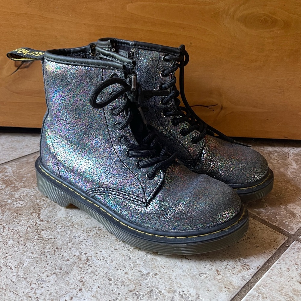 Girls Dr. Martens